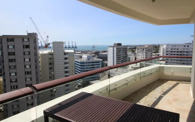 Seascape Apartment (Pullman 10D)