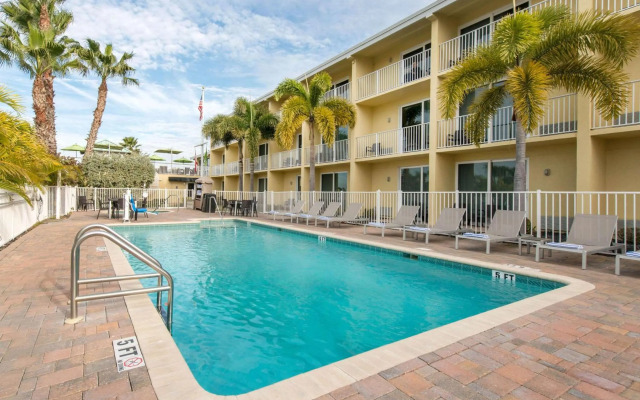 Treasure Island Hotel and Marina
