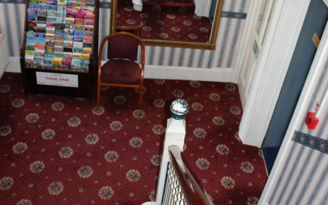 Russell Hotel
