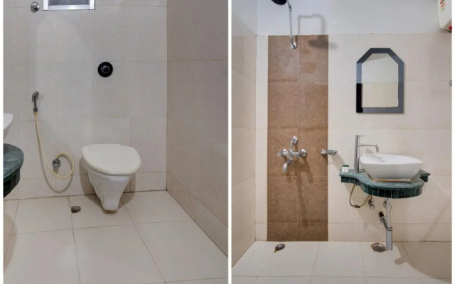 Sekhar's Rest House By OYO Rooms