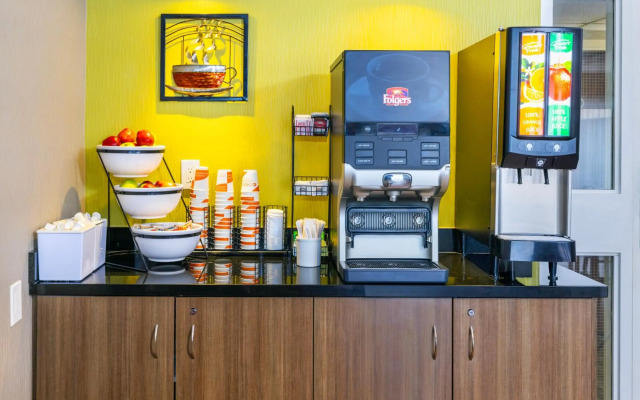 Comfort Inn Magnetic Hill