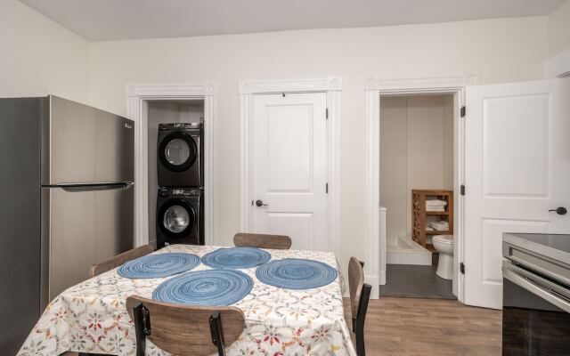 Historic Ludlow Apt A