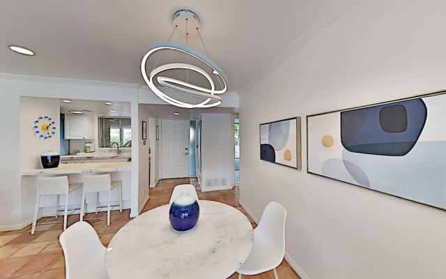 1881ar31 2 Bedroom Condo