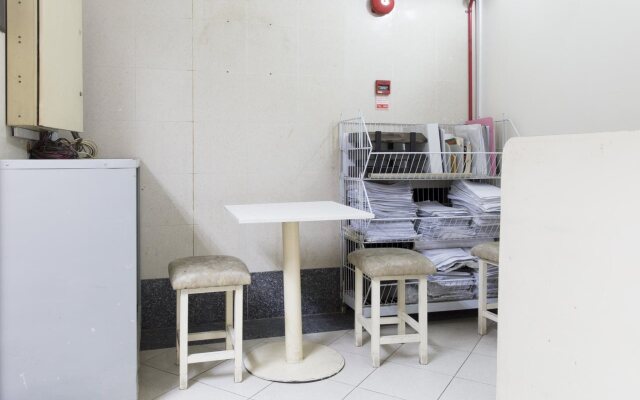 MKS Backpackers Hostel - Cuff Road