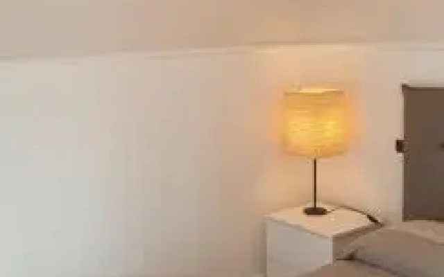 Flat 2 Bedrooms 1 Bathroom - Imperia