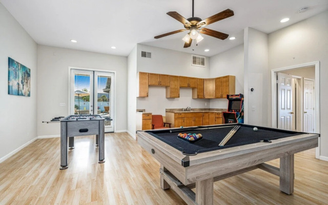 Alligator Vacation Home