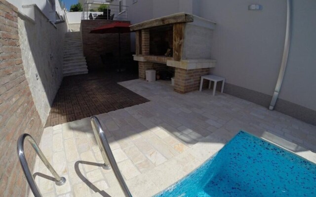 Marinela - With Pool - A2