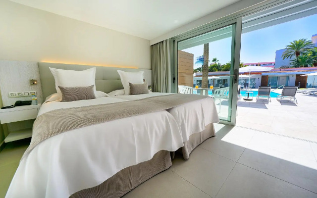 Sanom Beach Resort - Adults Only