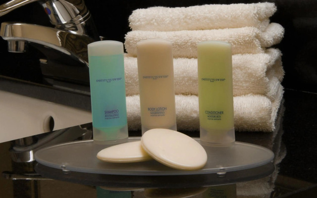 Clarion Inn & Suites Miami International Airport