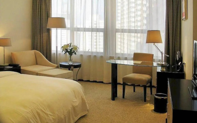 Yulong International Hotel