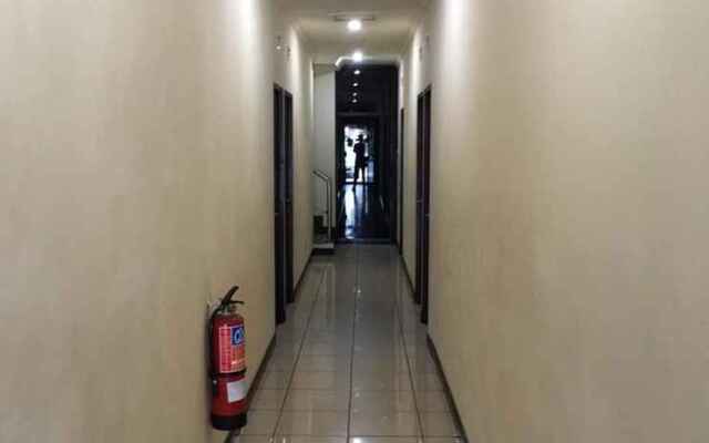 Tomang Residence