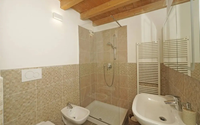 Corte Fasanella 48 in Toscolano-maderno
