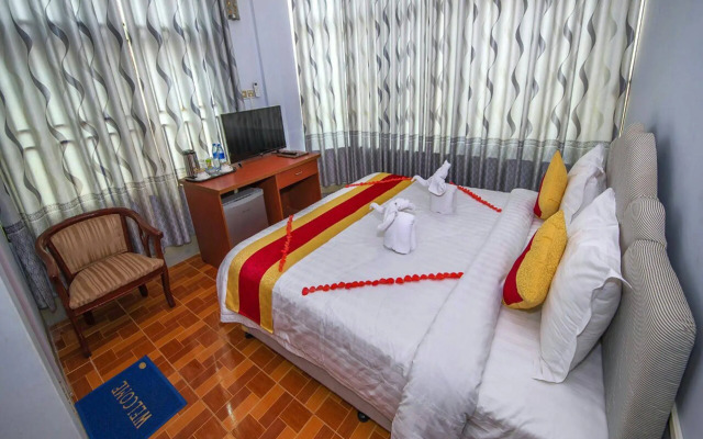 Shwe Hnin Si Hotel