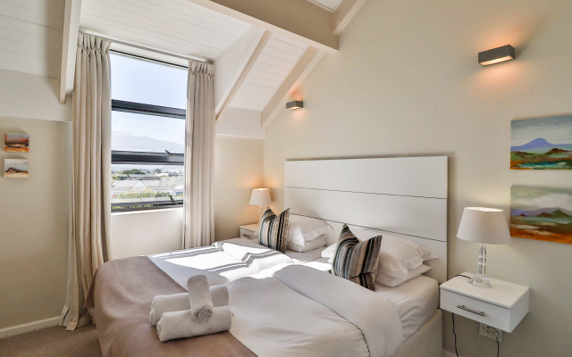Whale Coast All-Suite-Hotel