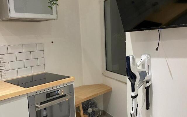 Mrtn Apartments & Suites