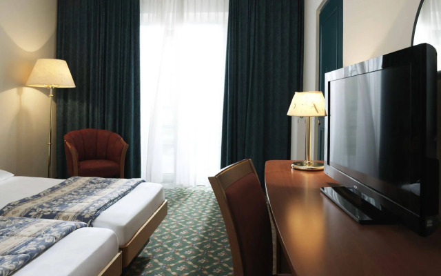 Hotel Maestoso