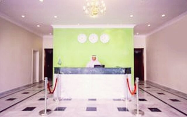 Rose Garden Hotel Suites