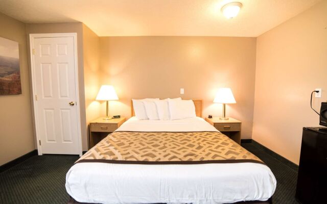 Red Ledges Inn