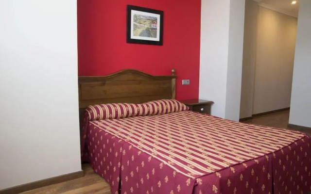 Hotel Restaurante Dama de Baza