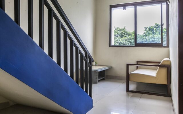 OYO 1997 Bee M Guesthouse