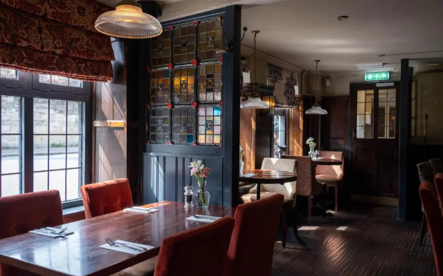 The Lazy Cow - Salisbury