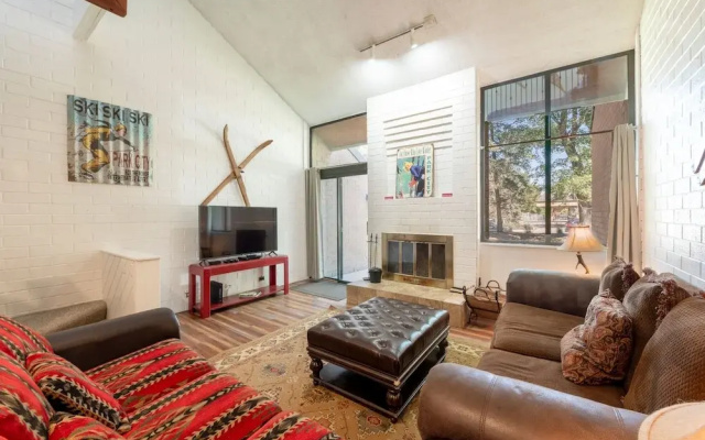 Park Avenue Standard 2 Bedroom Condominiums