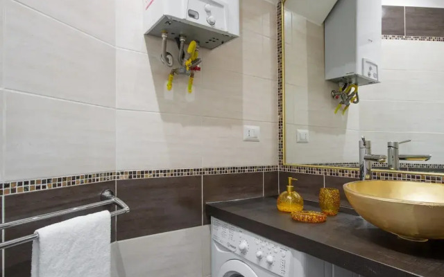 Gold Vatican Apartment