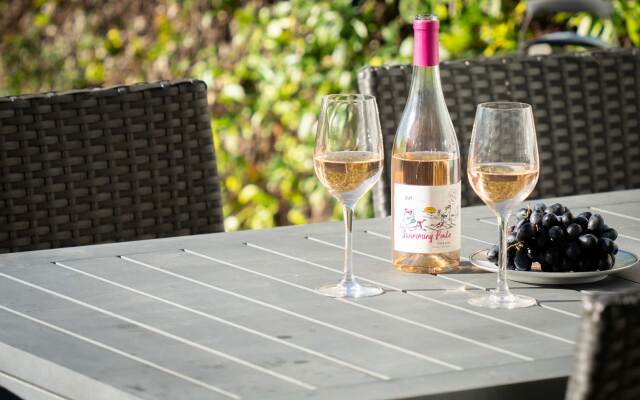 Semiramis at Villa Laurie Mougins