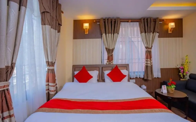 OYO 172 Hotel Deepshree