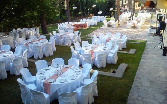 Milionis Forest Hotel