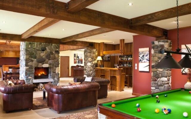 Stonefly Lodge
