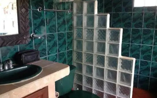 Casa Manglar Guesthouse