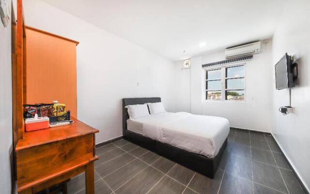 Spot On 89801 Sweet Home Hotel Sabak Bernam