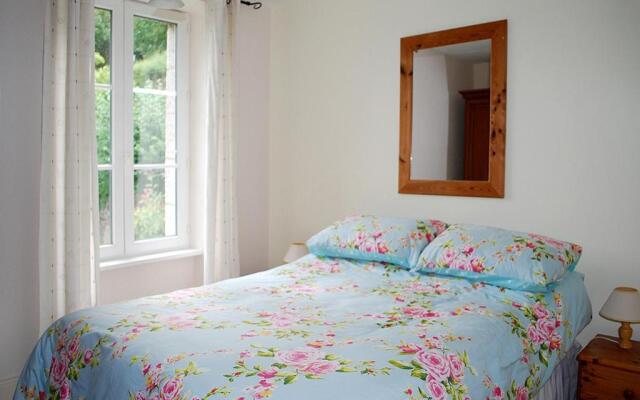 Val Rive - Sisley Apartment