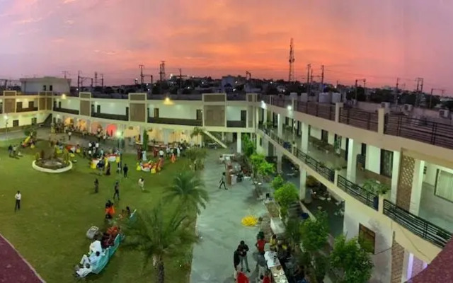 Hotel Kumkum Palace