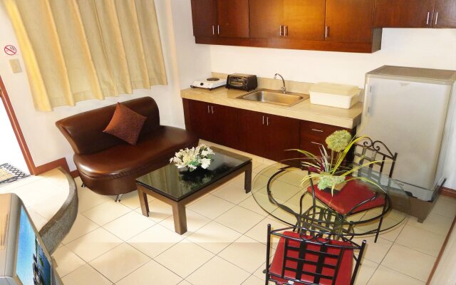 1775 Adriatico Suites