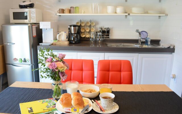 Incheon Airport Happy Place Guesthouse