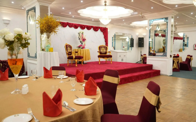 Nova Park Hotel