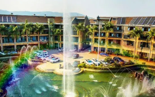 Peninsula Spring Hotel
