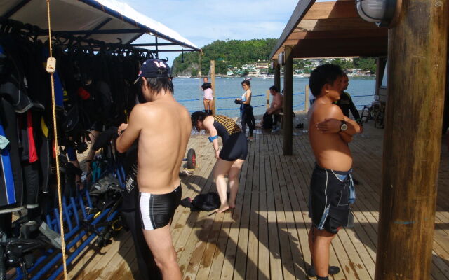 El Galleon Beach Resort Asia Divers