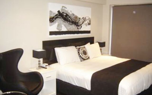 Apartments on Chapman