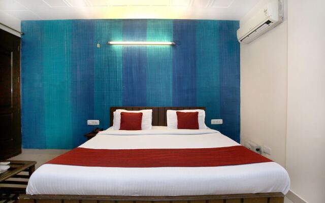 OYO 6366 Grand Regal Hotel