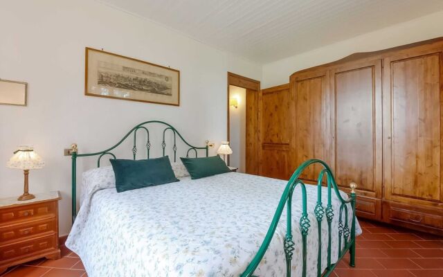 Splendid Holiday Home in Orciatico with Hot Tub & Pool