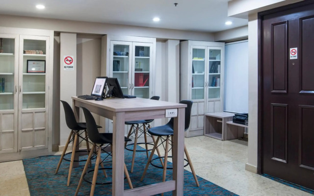 Holiday Inn & Suites Mexico Zona Reforma by IHG