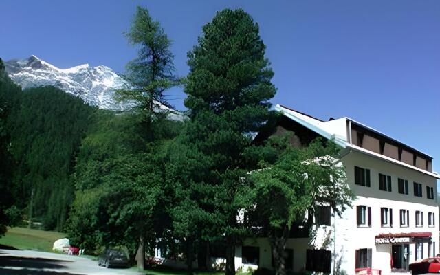Suitehotel Gampen