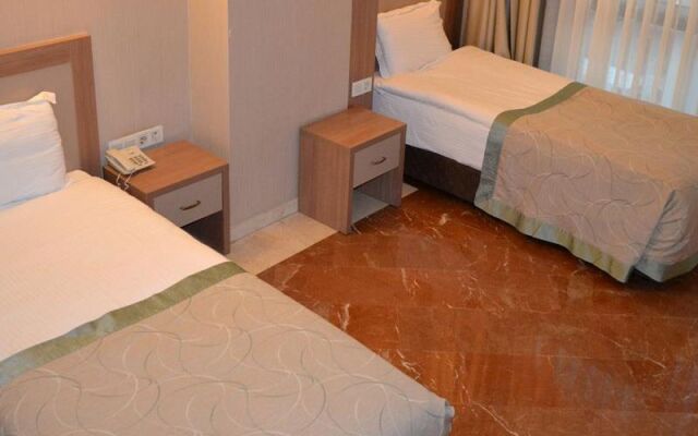 Engin Otel Izmir