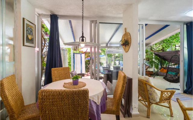 Holiday Home Sucuraj 06