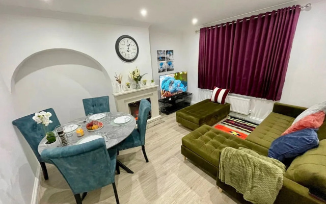 Charming 3 Bedroom House in Dagenham London