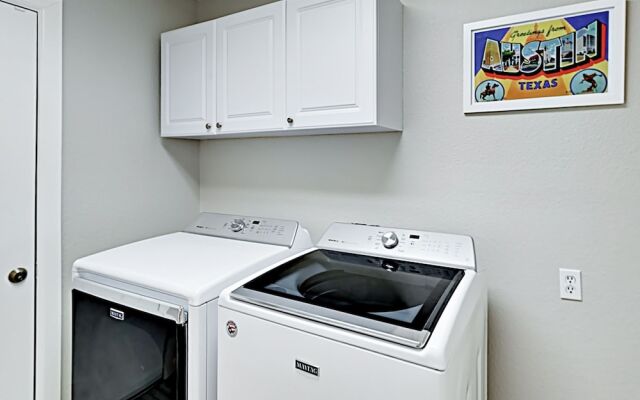 Zilker Zen - 3 Br Home