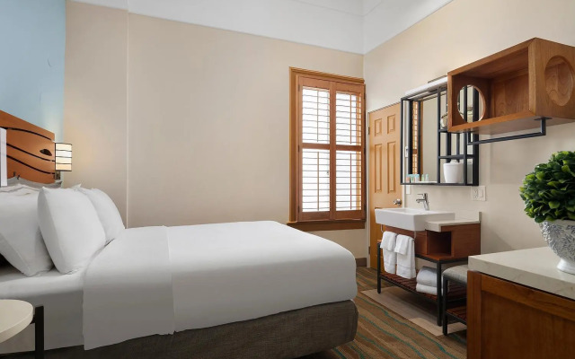 Catalina Island Inn